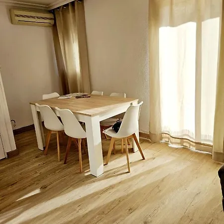 Apartamento Familiar En Triana Seville Exterior photo