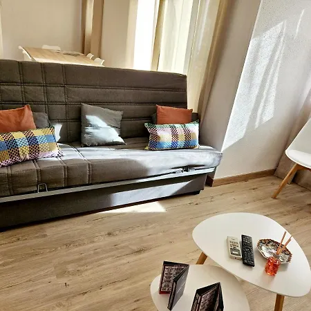 Apartamento Familiar En Triana Seville Exterior photo